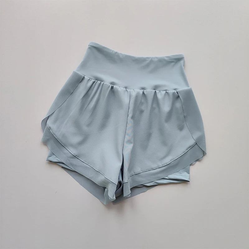 Move Lite Shorts